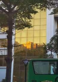 多云转晴的天气符号图片